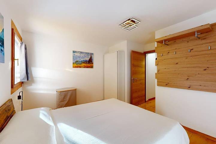 Ganze Wohnung, Moderne 2-Zimmer-Wohnung im 3. in Bregaglia, Sankt Moritz