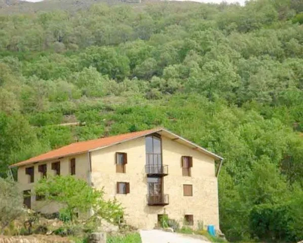 Gästehaus für 3 Personen, mit Terrasse und Garten sowie Ausblick - 1
