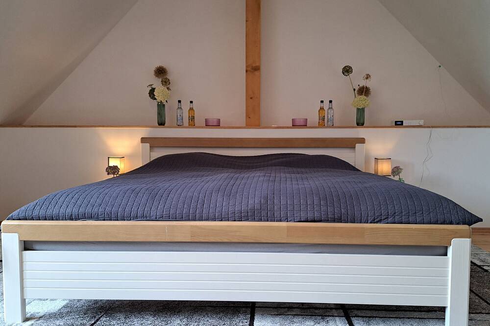 Ganze Wohnung, Gemütliche Ferienwohnung mit Garten und Grillmöglichkeit in Nidda, Wetterau