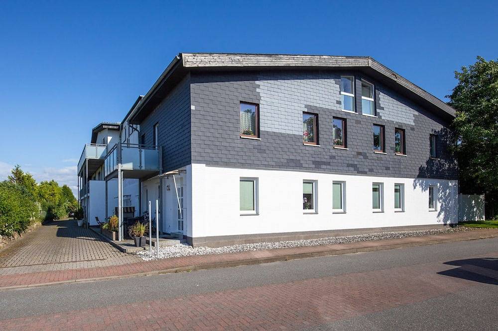 Ganze Wohnung, Ferienwohnung Sturm by Interhome in Warwerort, Dithmarschen