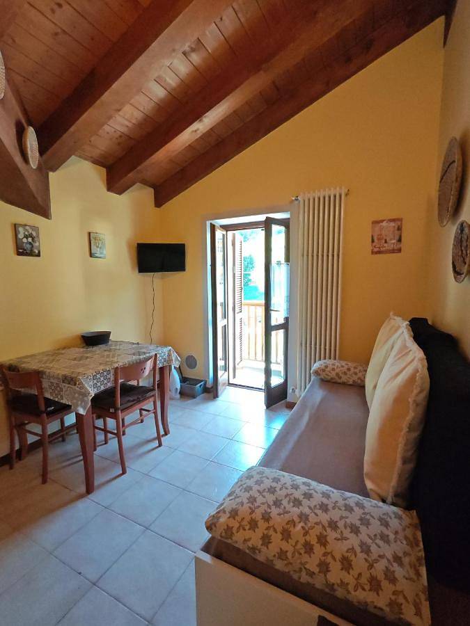 Gîte pour 4 personnes, avec vue et balcon à Ayas - 3