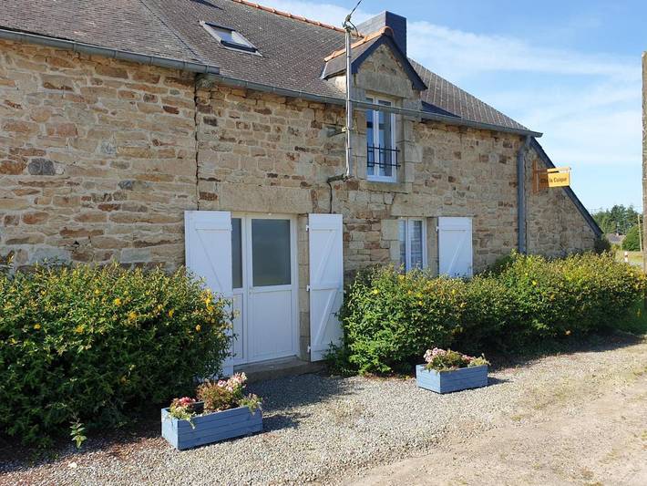 Maison de vacances pour 7 personnes, avec terrasse ainsi que piscine et jardin, animaux acceptés