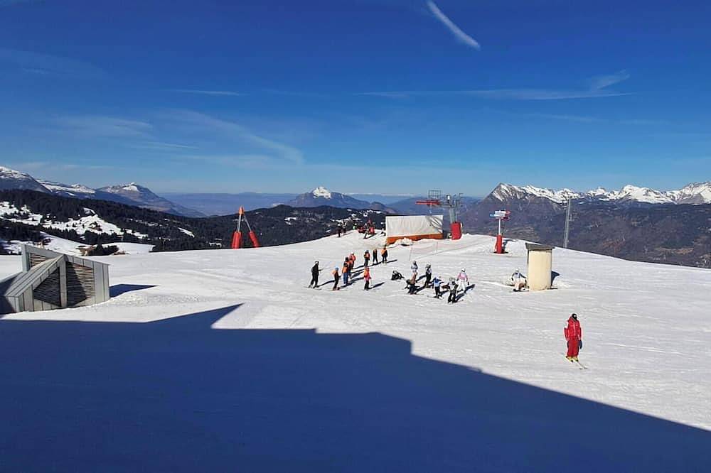 Appartement entier, Logement 5 personnes  situé sur le plateau Tête des Saix à Samôens 1600, in Samoëns, Région de Bonneville