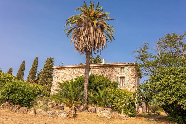 Appartamento intero, Appartamento 'Gite Rural Dans Bastide Provenale' con terrazza privata, giardino privato e Wi-Fi in Roquebrune-sur-Argens, Costa mediterranea (Francia)