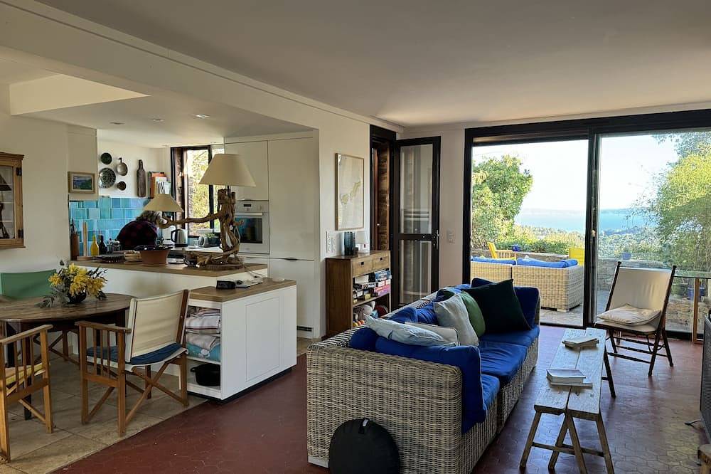 Private Estate Gaou Benat, Sehr Schönes Haus Mit Blick Auf Das Meer, Ruhige Natur Sonne in Cap Bénat, Bormes-les-Mimosas