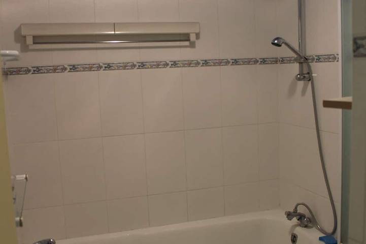 Gîte pour 4 personnes, avec balcon dans Plage Riva-Bella - 3