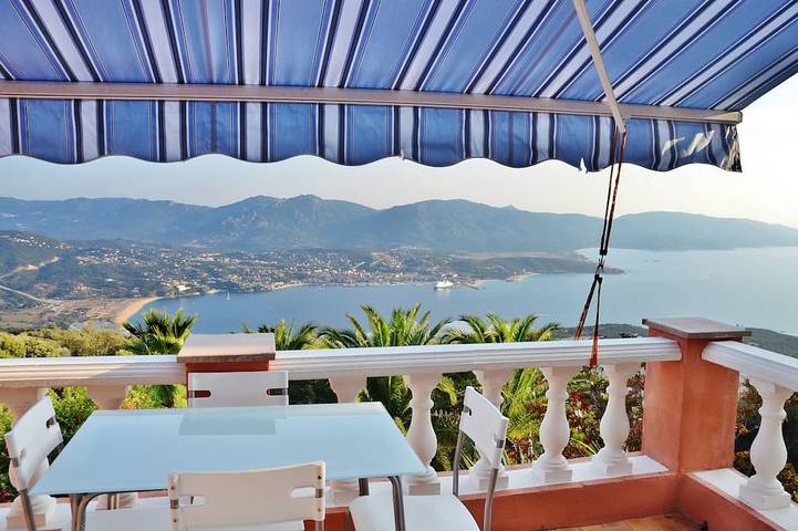 Ferienwohnung für 4 Personen, mit Terrasse und Whirlpool - 1