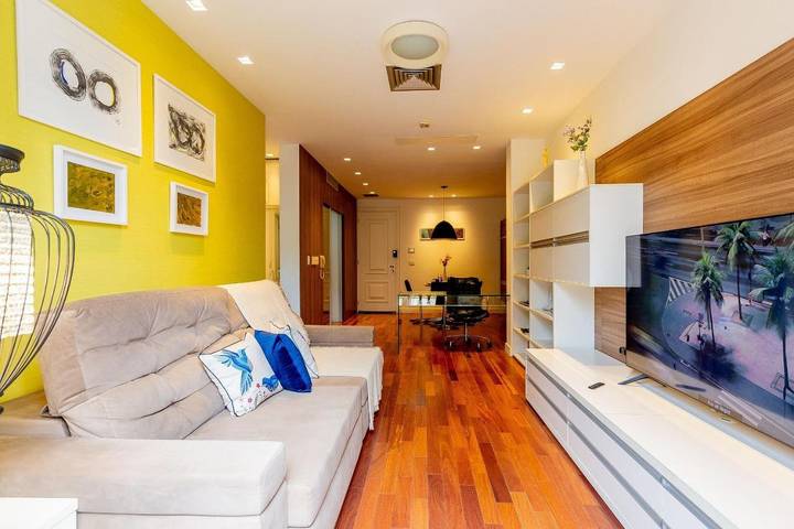 Casas e apartamentos de temporada para 3 pessoas, com jardim e sauna e ainda jacuzzi and piscina, com animais de estimação em Laranjeiras