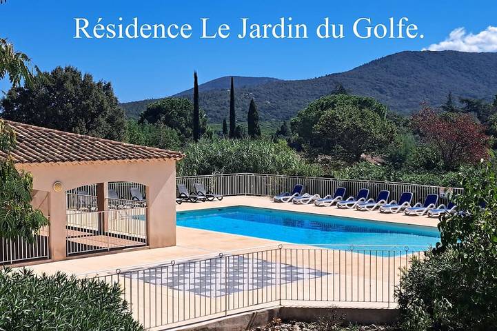 Appartement de vacances pour 6 personnes, avec Terrasse et Piscine