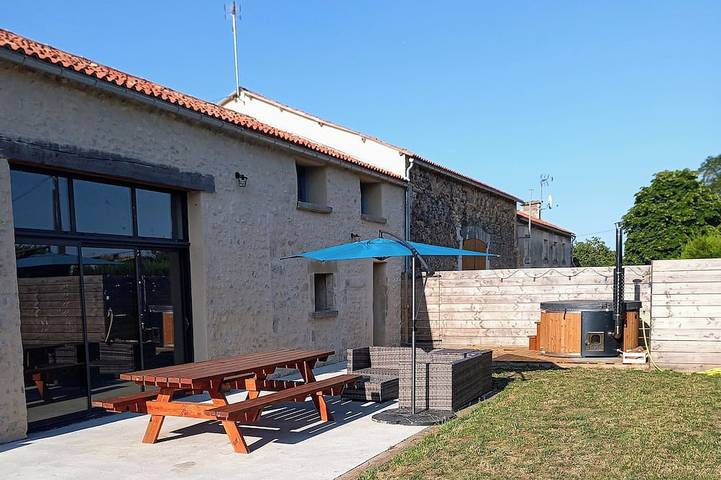 Maison de vacances pour 12 personnes, avec Jacuzzi ainsi que Terrasse et Jardin