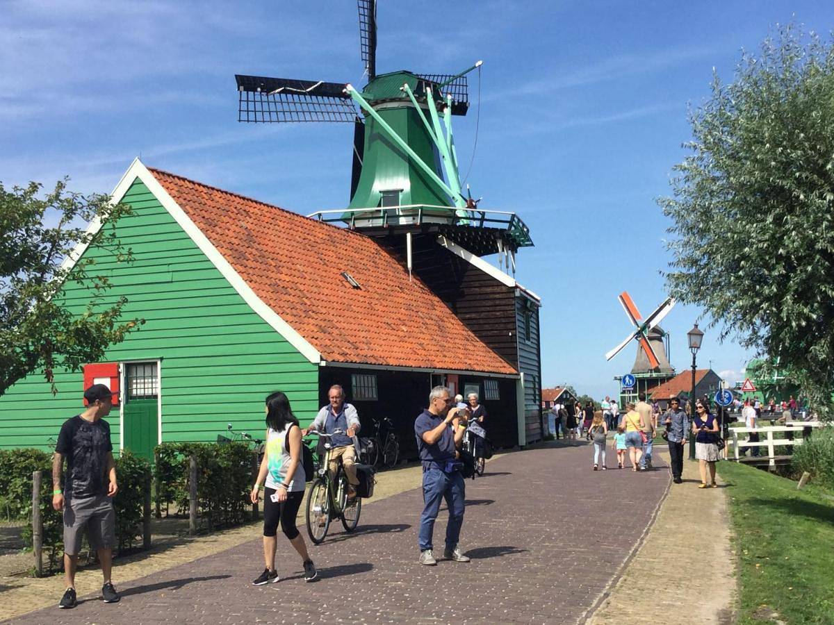 Stay overnight at Windmill Village Zaanse Schans - Amsterdam in Zaanse Schans, Zaandam