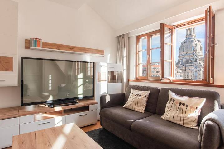 Ferienwohnung für 8 Personen, mit Ausblick und Balkon in Dresden Striezelmarkt - 2