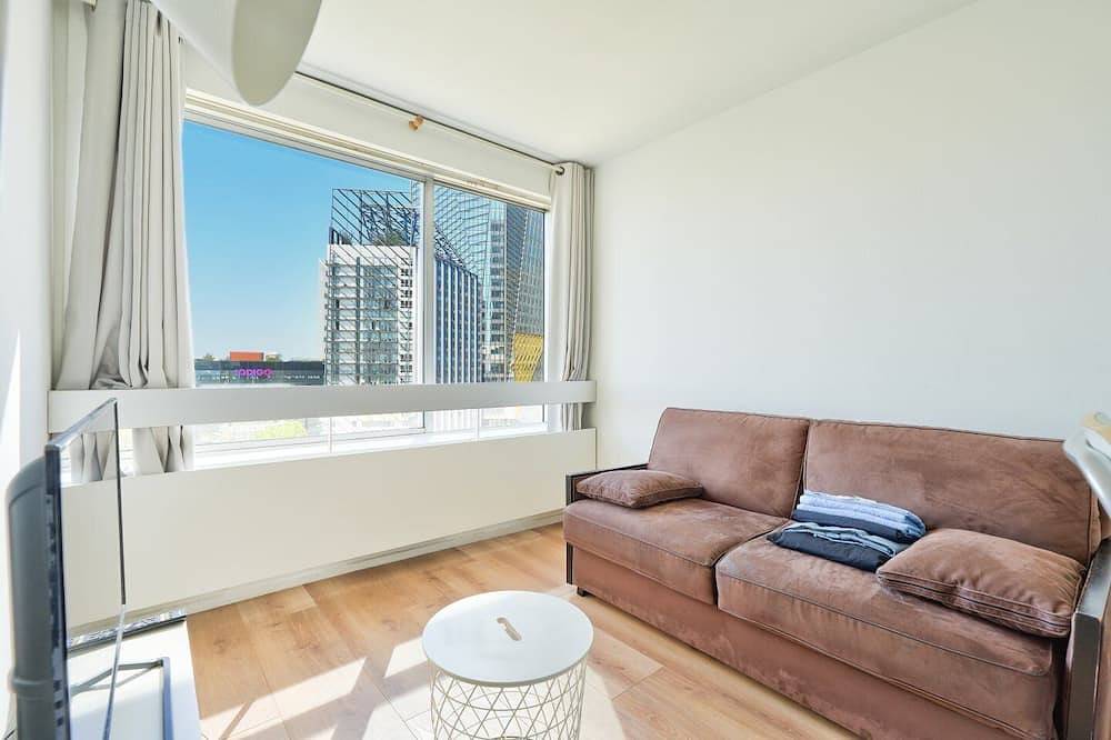 Entire apartment, Superb Studio at La Défense near Paris in Puteaux, Hauts-de-Seine