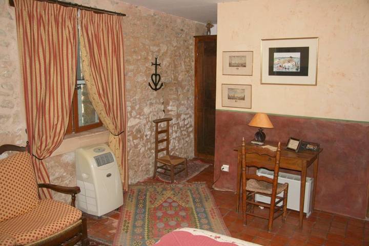 Chambre d’hôte pour 2 personnes, avec jardin ainsi que piscine et terrasse, adapté aux familles dans les Alpes-de-Haute-Provence - 4