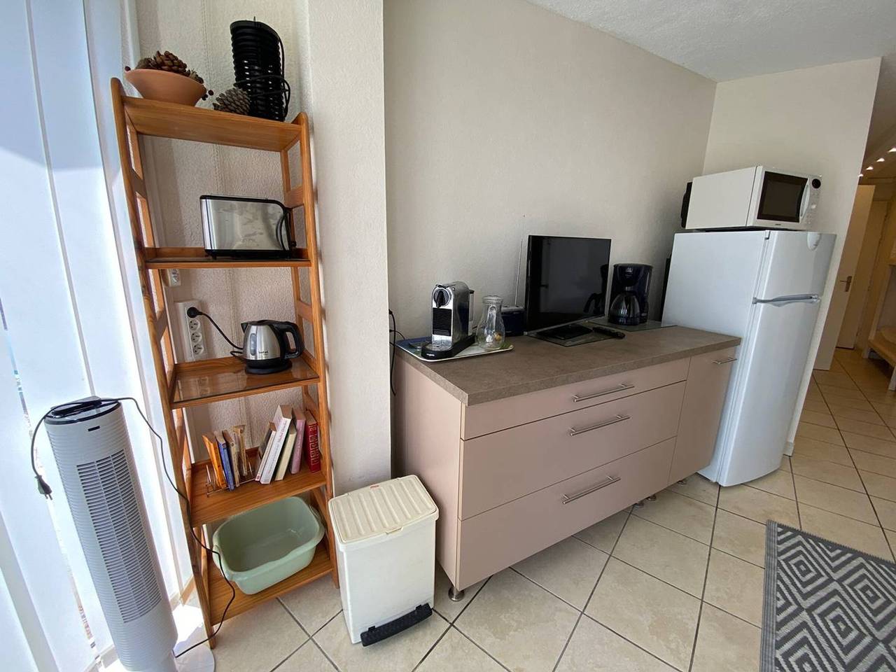 Studio entier, Studio Cabine 4 Pers avec Terrasse, Face Mer, Accès Direct Plage, Proche Commerces et Parc Aqualand in Le Barcarès, Côte d'Améthyste