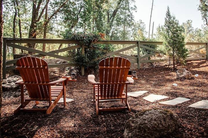 Chalet for 11 people, with terrace in Bass Lake