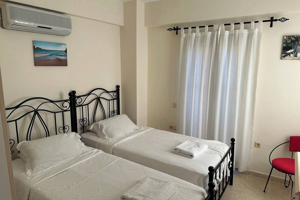 Ganze Wohnung, 2 Bett unabhängige möblierte Wohnung mit Pool, 5 Minuten von der Stadt und Strand entfernt. in Kaş, Saklıkent