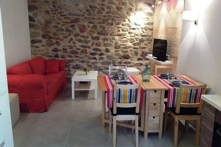 Maison de vacances pour 5 personnes, avec terrasse et balcon/terrasse à Laroque-des-Albères