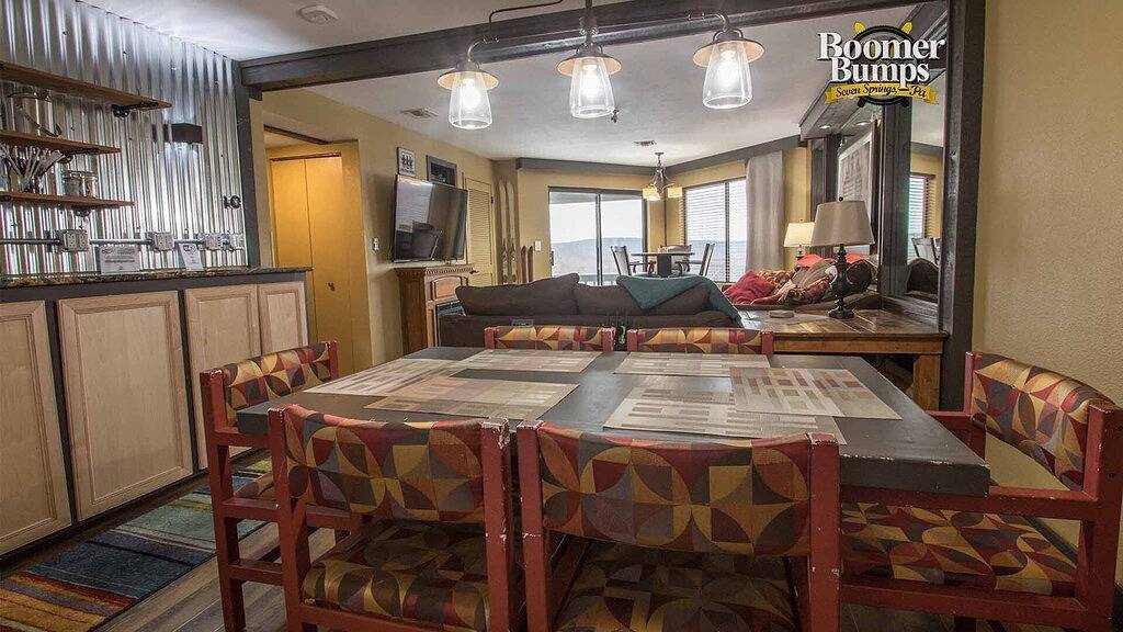 Ganze Wohnung, Seven Springs, 4 Season Home, 60 Meilen-Ansicht !. in Seven Springs, Pennsylvania