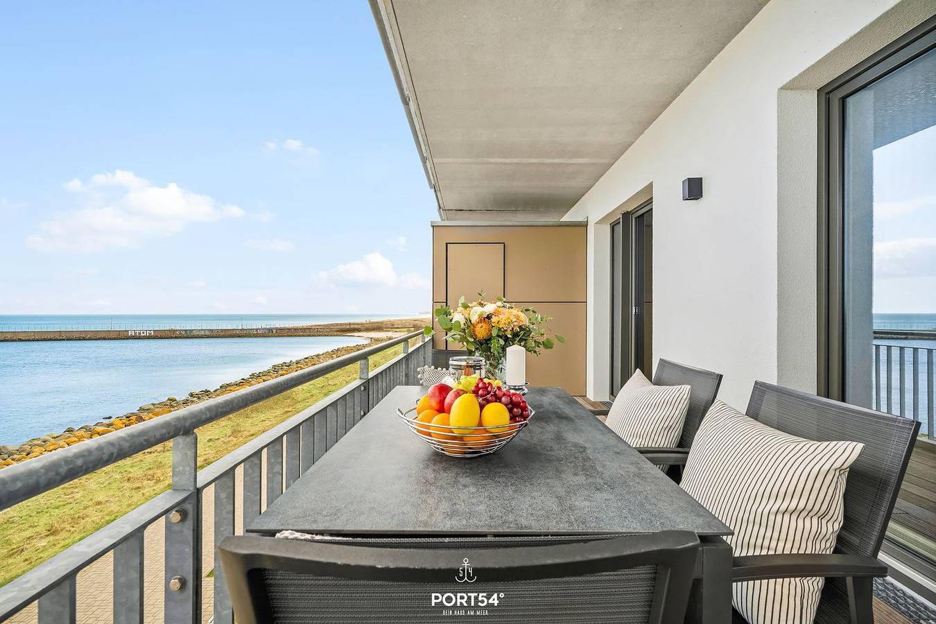 Entire apartment, Portus - Sea view, balcony, barbecue, walk-in shower, fireplace in Olpenitz, Kappeln
