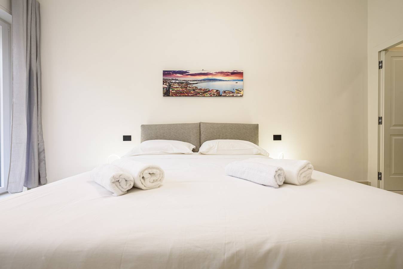 Appartamento intero, Via Niccolò Tommaseo 4 - appartamento 2 in Napoli, Napoli e dintorni