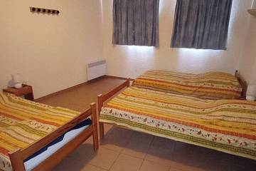 Chambre D’hôte pour 15 Personnes dans Prugnanes, Région de Perpignan, Photo 1