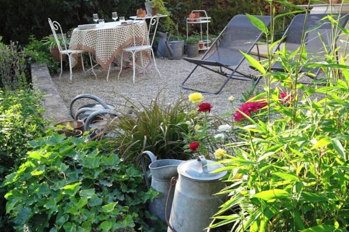 Maison de vacances pour 2 personnes, avec jardin et terrasse à Millau