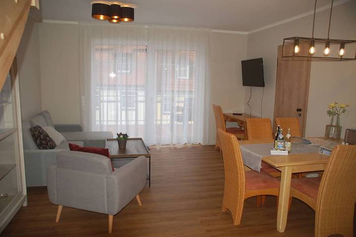 Ferienwohnung für 6 Personen, mit Balkon und Garten
