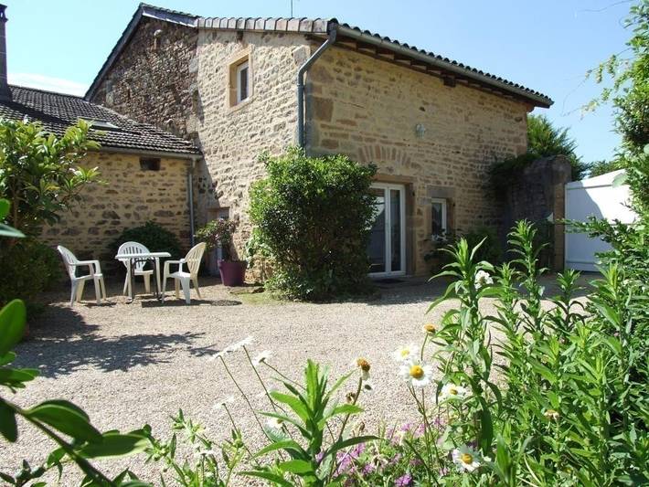 Gîte pour 2 personnes, avec Terrasse ainsi que Jardin et Piscine