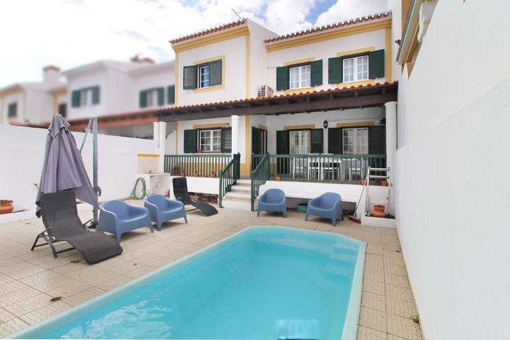 Apartamento para 7 personas, con piscina y terraza en Vila Nova de Milfontes