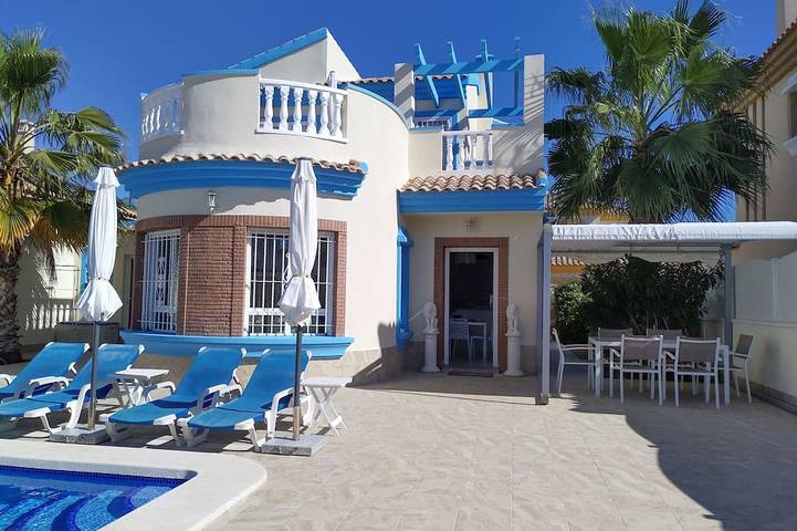 Chalet para 8 personas, con jardín - 1
