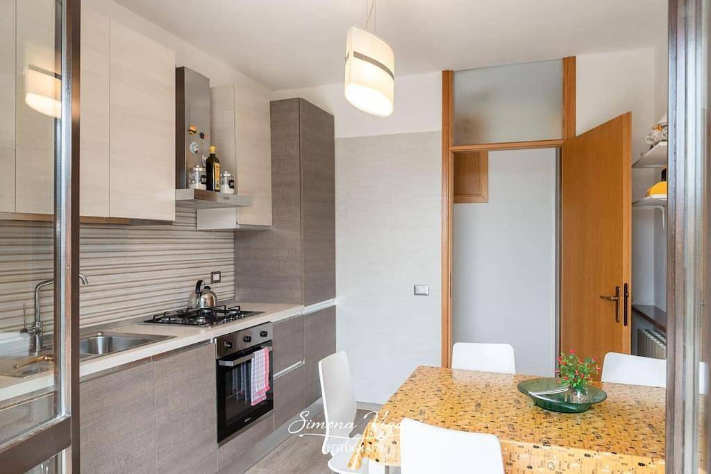 Ganze Wohnung, Letizia Lake House - villetta a schiera vista lago in Lovere, Iseosee
