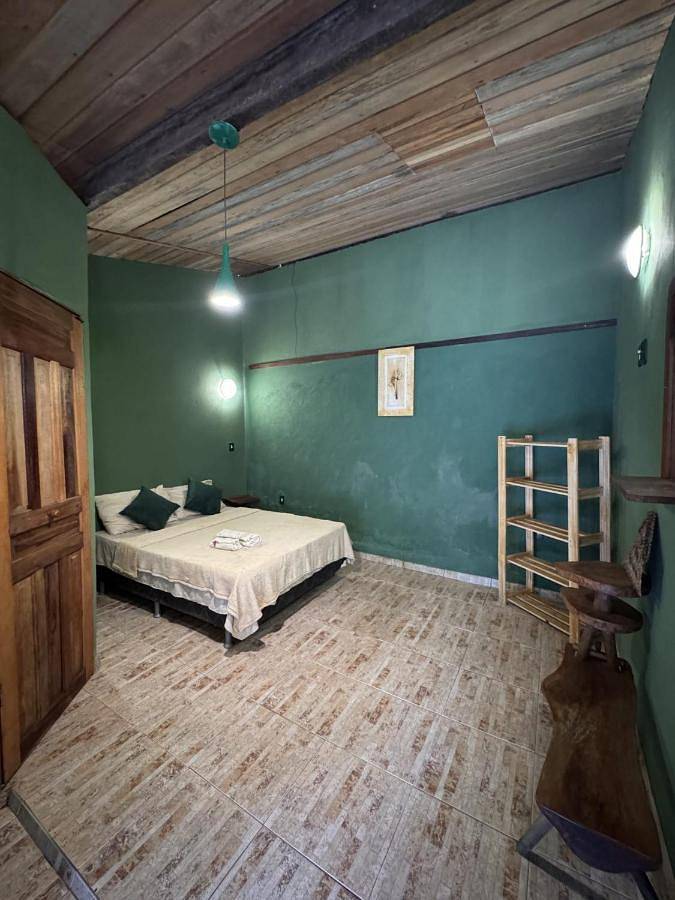 Maison d’hôte pour 2 personnes, avec terrasse ainsi que jardin et vue, animaux acceptés à Belém - 3