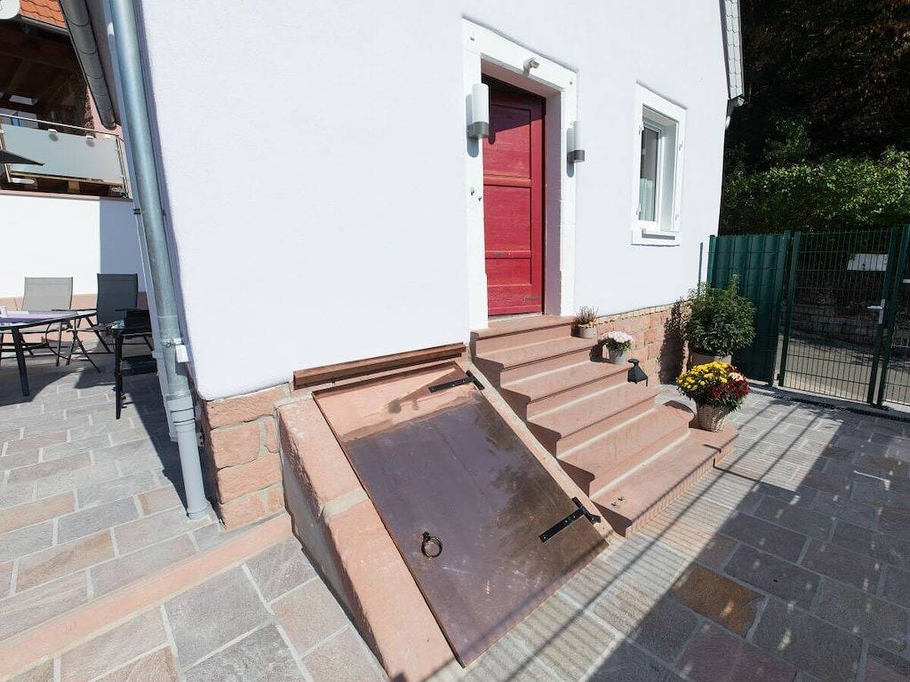 Ferienhaus in Lindenberg mit Barbecue in Lindenberg (Pfalz), Saar-Nahe-Bergland