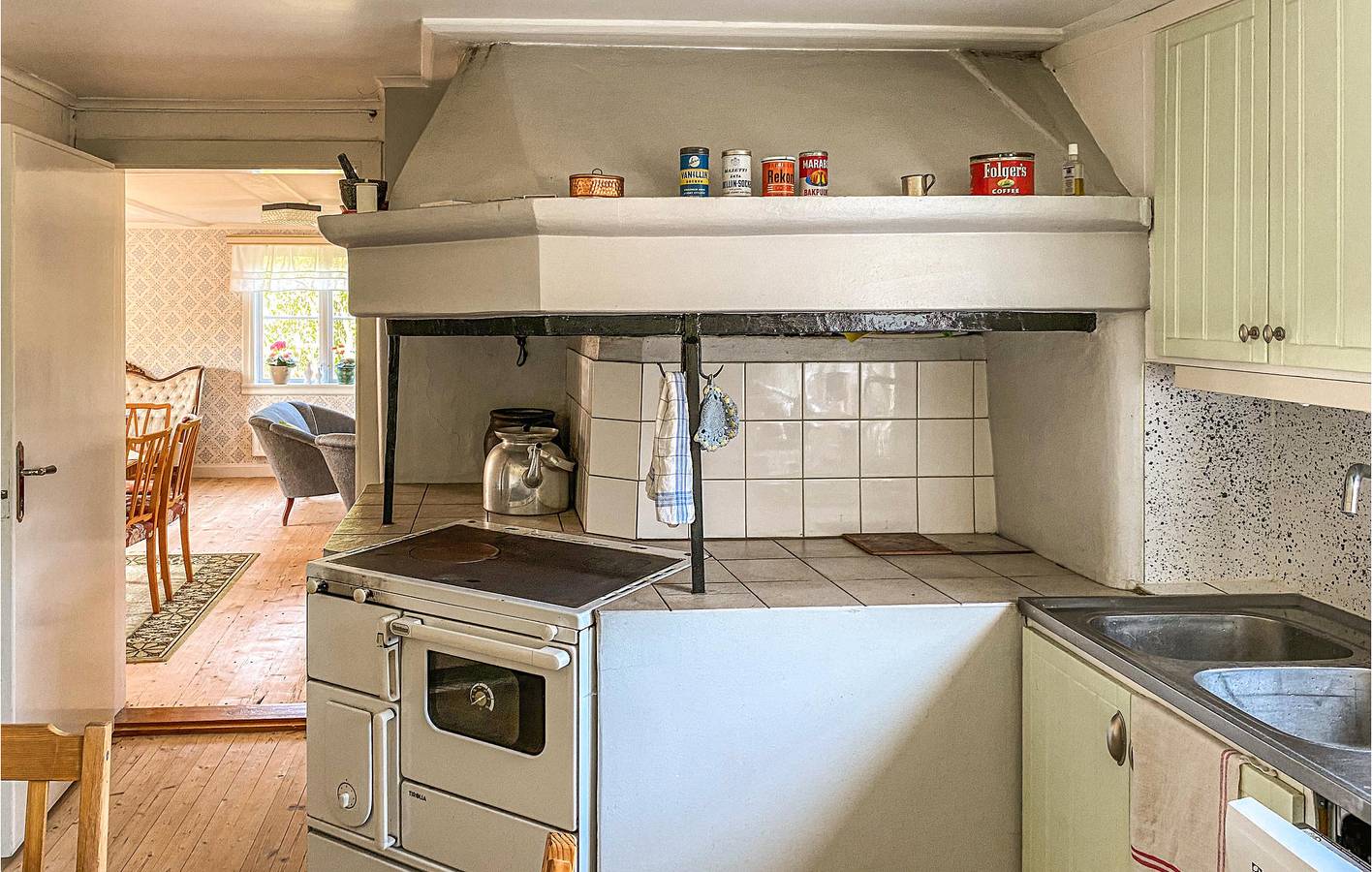 Ferienhaus für 6 Personen mit Garten in Kinda, Östergötland