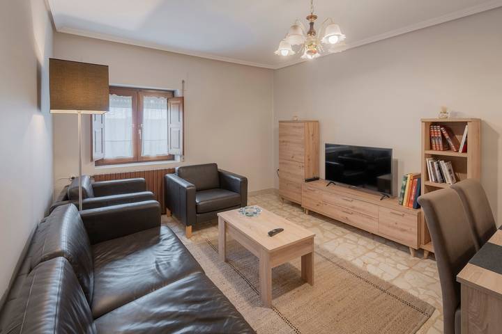 Casa de vacaciones 'Casa Tilde' con terraza privada, balcón y Wi-Fi in Matapozuelos, Provincia de Valladolid