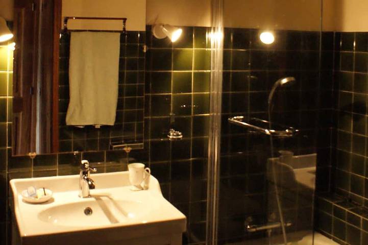 Gîte pour 10 personnes, avec terrasse ainsi que piscine et jacuzzi à Montfort-sur-Argens - 3