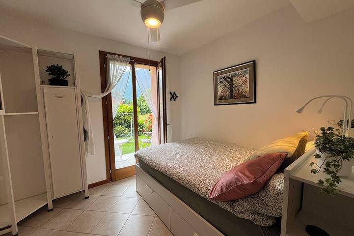 Ganze Wohnung, Charmante Wohnung mit Pool und atemberaubendem Ausblick. in Spinone al Lago, Prealpi Bergamasche Orientali