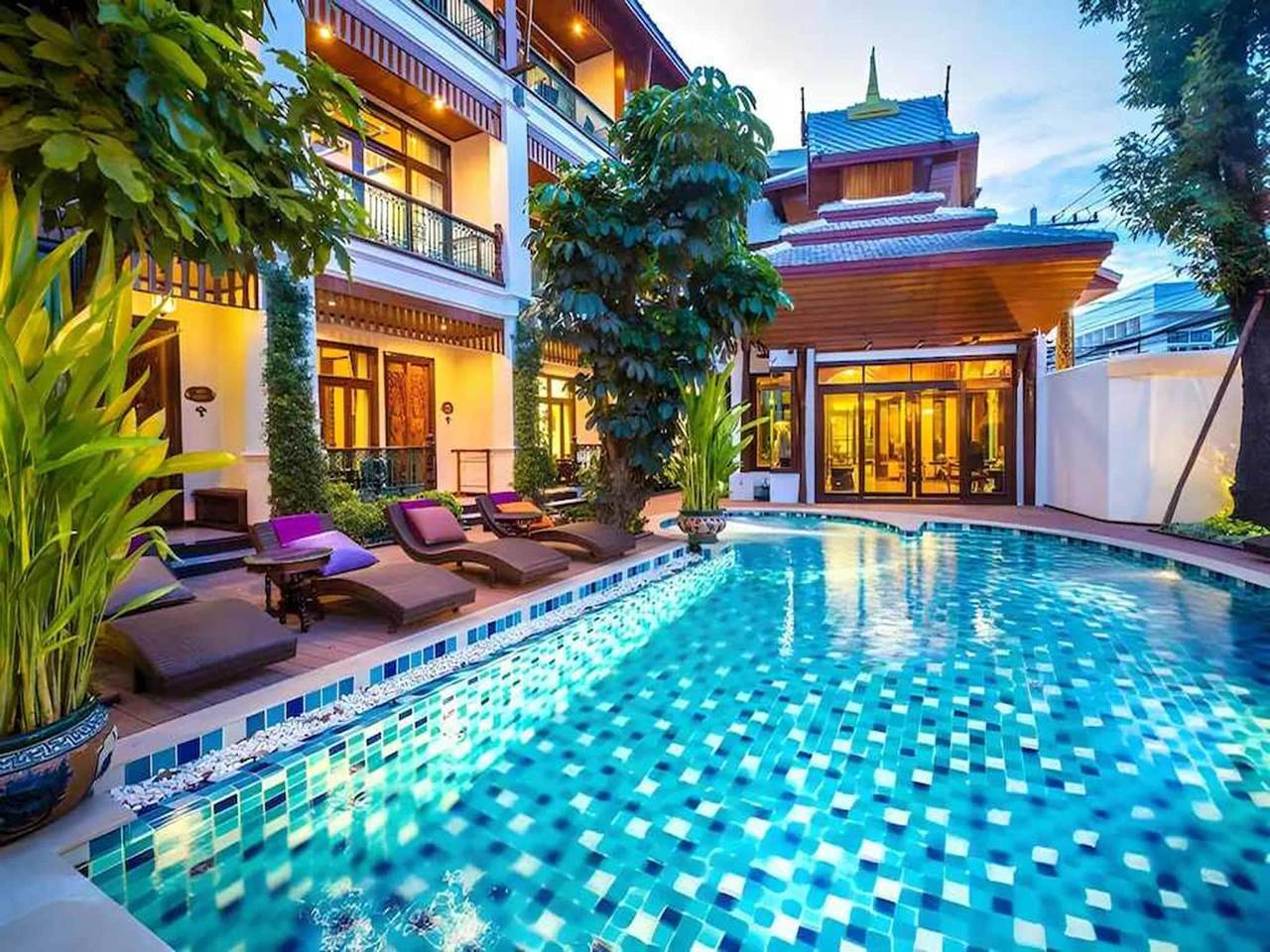 Executive Triple Haven | Stylish & Spacious Stay in Chiang Mai, Chiang Mai Province