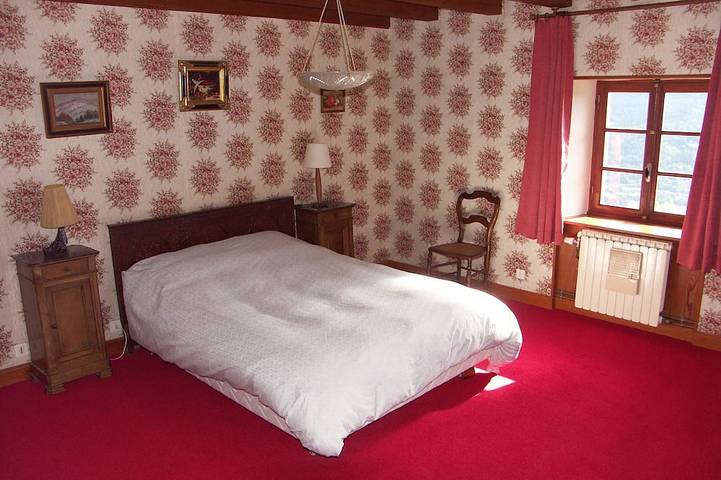 Quiet, typical chalet in the Vosges mountains in Vagney, Regionaler Naturpark Belchen der Vogesen