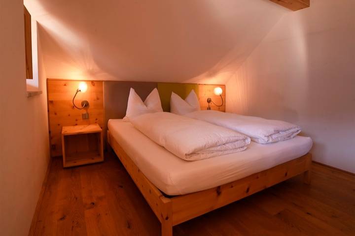 Appartamento intero, Appartamento di vacanza "Rosengartnerhof Gantkofel" con vista sulle montagne, piscina e Wi-Fi in Novale di Sopra, Terlano