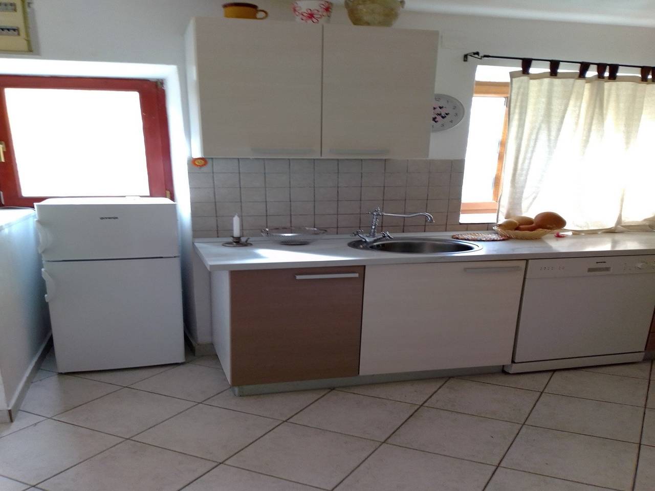 Ganze Wohnung, Apartments Villa Nada Sutivan - Two Bedroom Apartment with Terrace in Sutivan, Brac
