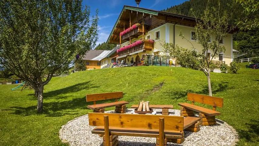 Ferienwohnung für 6 Personen, mit Balkon und Sauna sowie Garten in Faistenau - 4