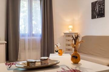 Appartement De Vacances pour 2 Personnes dans Orange, Provence, Photo 3
