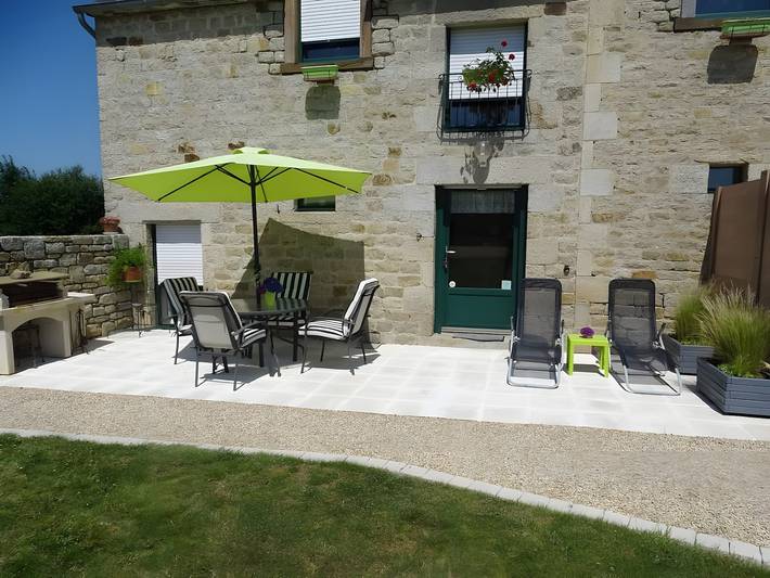 Location de vacances pour 4 personnes, avec jardin à Trébédan