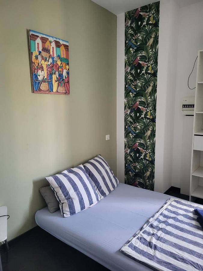Location de vacances pour 8 personnes, avec Balcon et Terrasse ainsi que Jardin et Piscine à Saint-Martin-de-Londres - 4