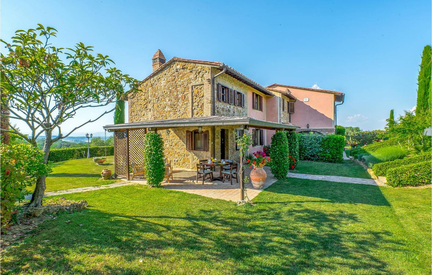 300m² Wohnung mit Parkplatz, Pool und Garten in Alberi, Chianti