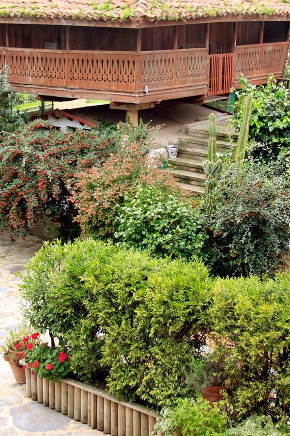 Casas Rurales Pradina I y Ii in Cardo (Gozón), Gozón
