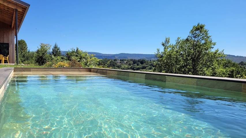 Villa pour 8 personnes, avec jardin en Ardèche