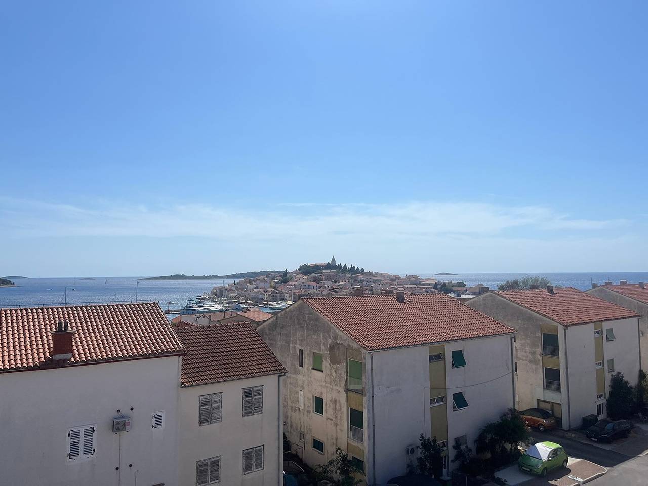 Aparthotel dla 2 osób z balkon/ taras in Primošten, Żupania szybenicko-knińska
